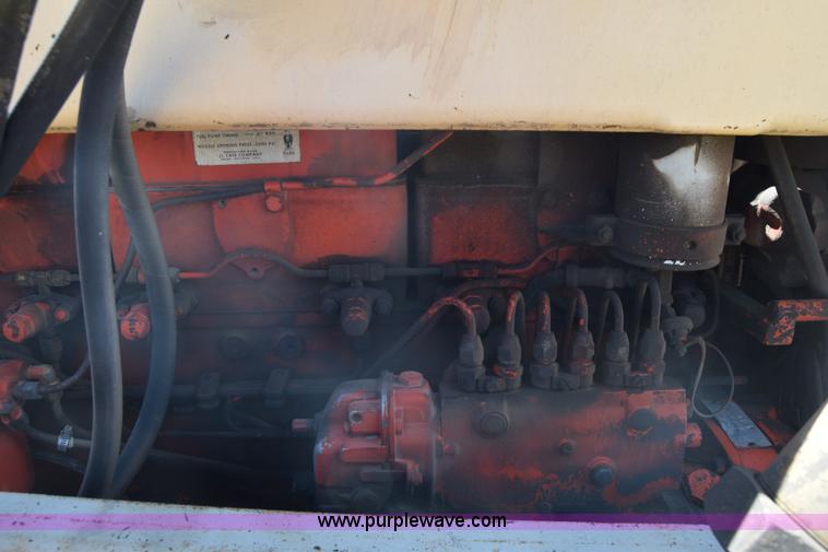 image for item AW9815 Case 930 tractor