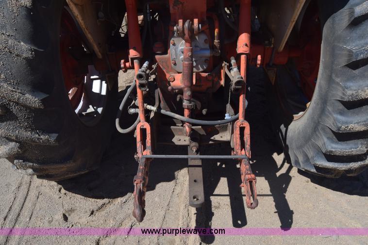 image for item AW9815 Case 930 tractor