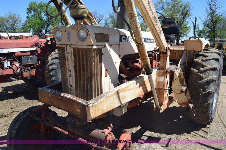 image for item AW9815 Case 930 tractor