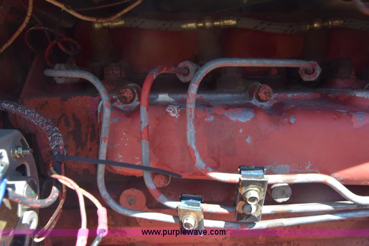 image for item AW9816 International 756 tractor