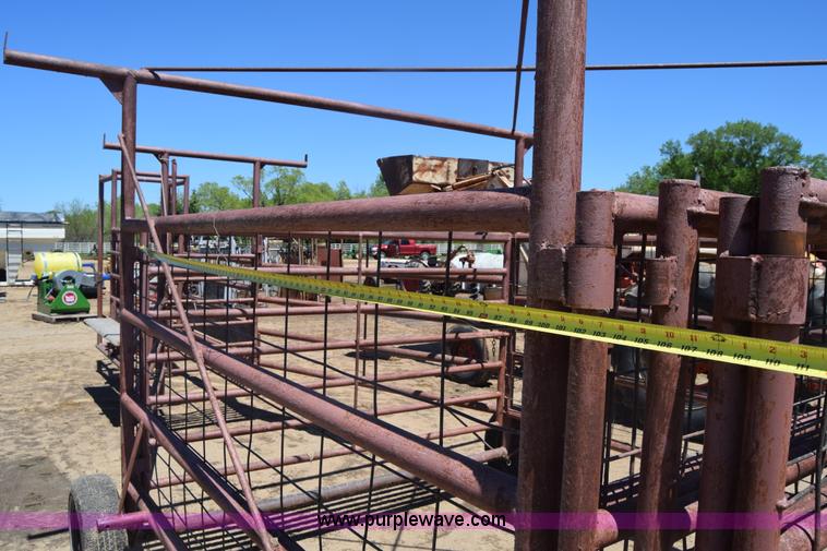 Livestock catch pen in Kinsley, KS Item AW9820 sold Purple Wave