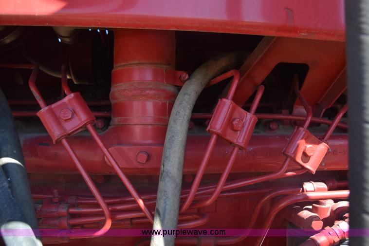 image for item AW9823 International 1066 tractor