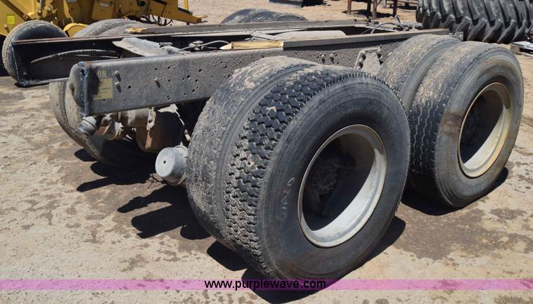 image for item AW9830 Semi truck rear end