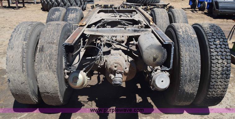 image for item AW9830 Semi truck rear end