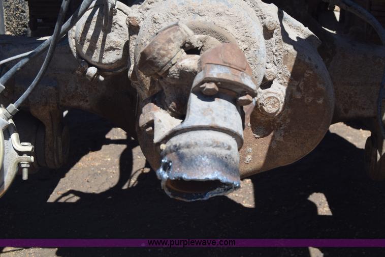 image for item AW9830 Semi truck rear end