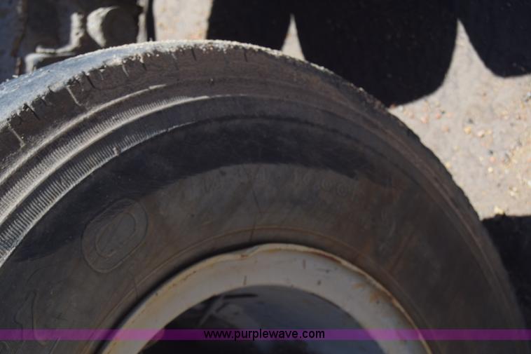 image for item AW9830 Semi truck rear end