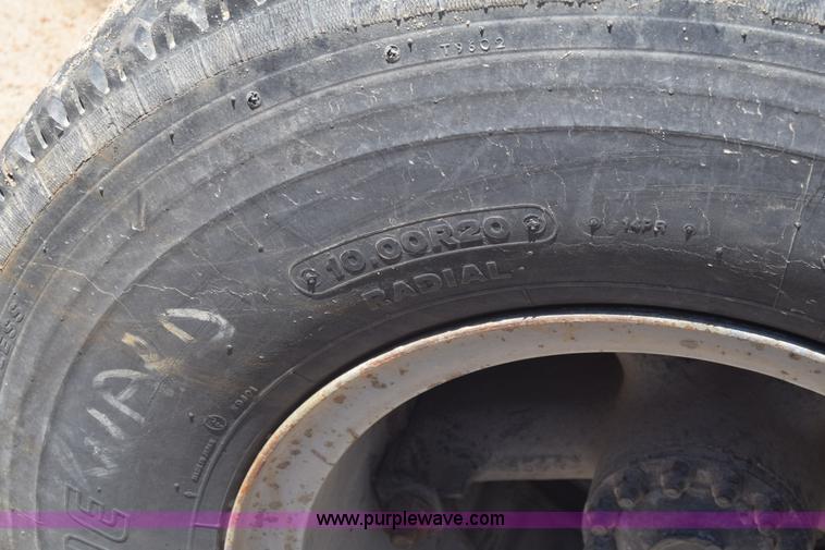 image for item AW9830 Semi truck rear end