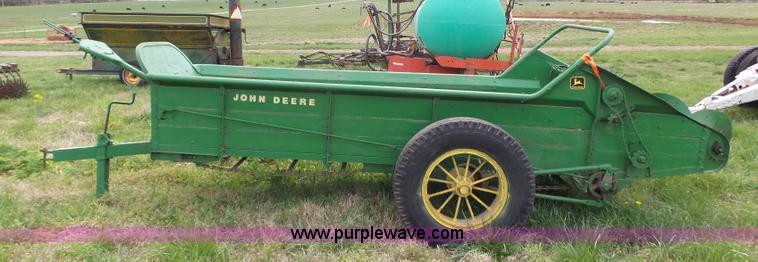 image for item BL9501 John Deere R manure spreader