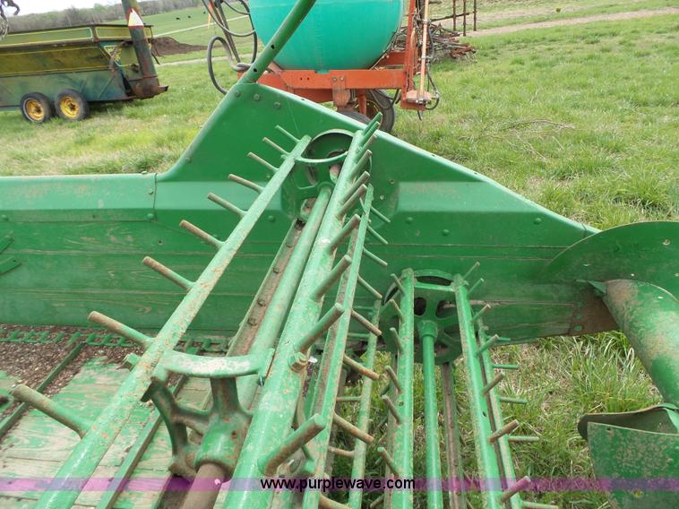 image for item BL9501 John Deere R manure spreader