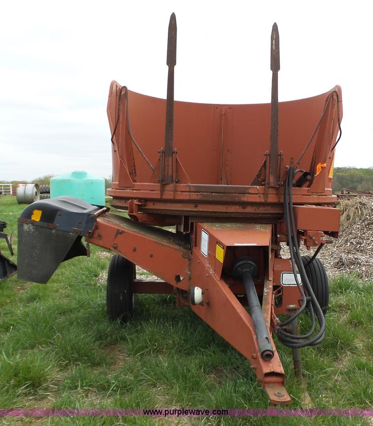 image for item BL9510 Hesston BP20 bale processor