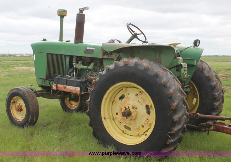 image for item BZ9086 John Deere 3010 tractor