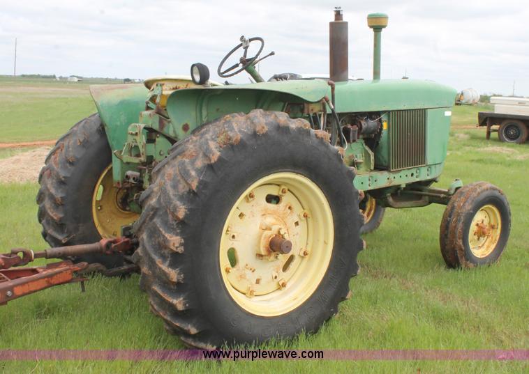 image for item BZ9086 John Deere 3010 tractor