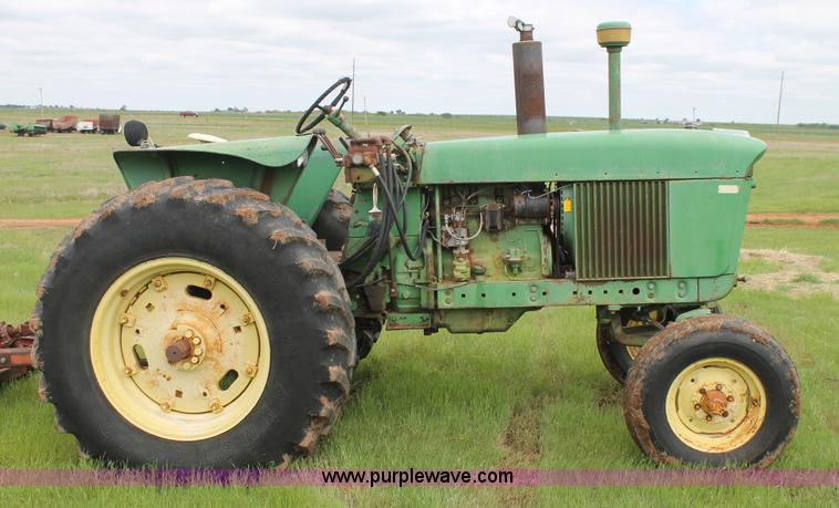 image for item BZ9086 John Deere 3010 tractor