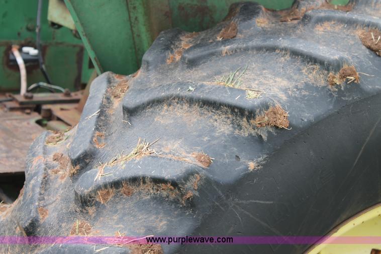 image for item BZ9086 John Deere 3010 tractor