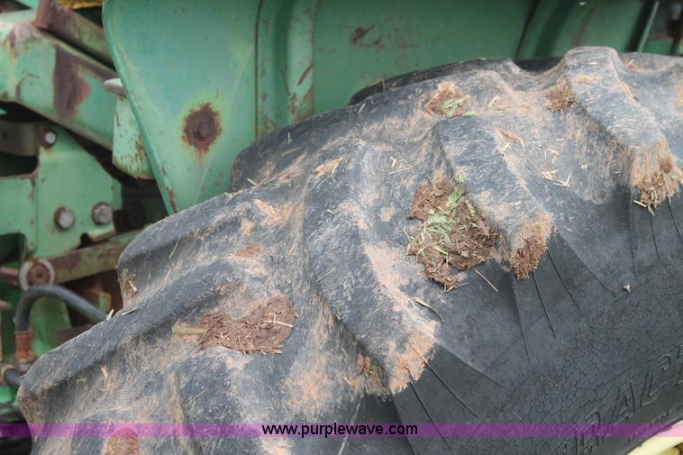 image for item BZ9086 John Deere 3010 tractor