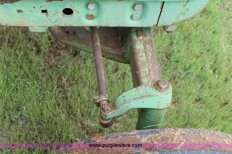 image for item BZ9086 John Deere 3010 tractor