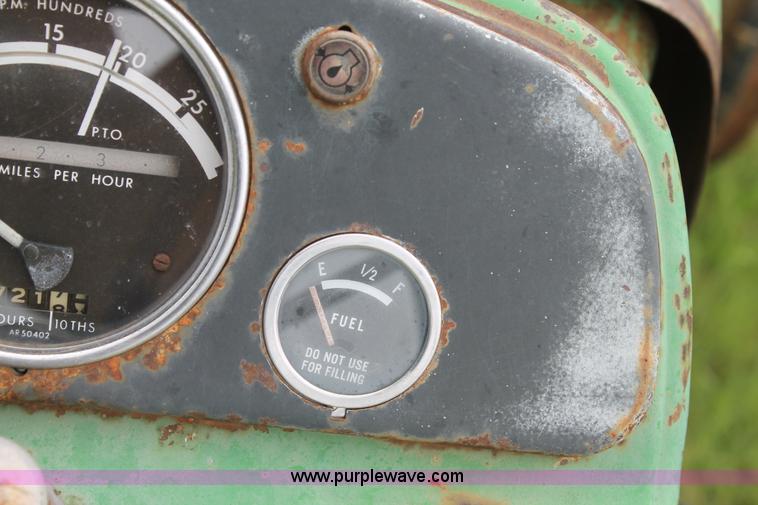 image for item BZ9086 John Deere 3010 tractor