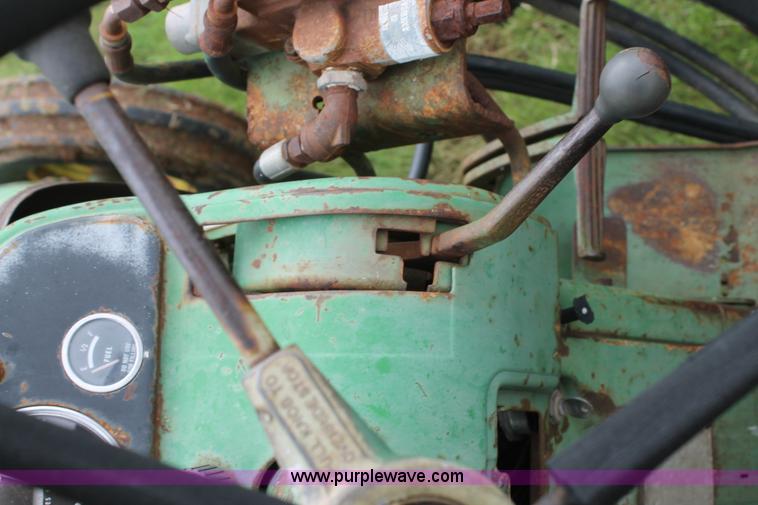 image for item BZ9086 John Deere 3010 tractor