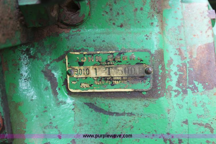 image for item BZ9086 John Deere 3010 tractor