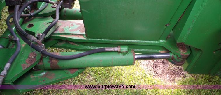 image for item BZ9091 1990 John Deere 8960 4WD tractor