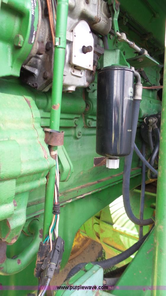 image for item BZ9091 1990 John Deere 8960 4WD tractor