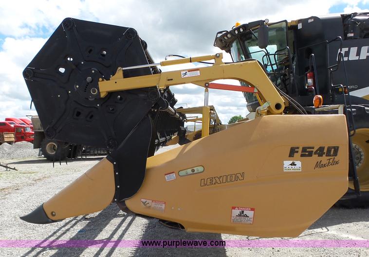 image for item BZ9502 2008 Claas Lexion F540 Max Flex Series 441 head