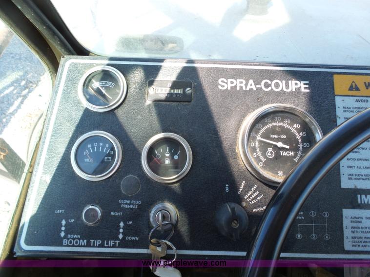 image for item G3747 SpraCoupe 220 self-propelled sprayer