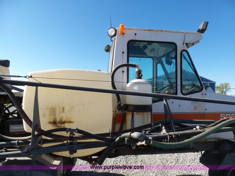 image for item G3748 SpraCoupe 220 self-propelled sprayer