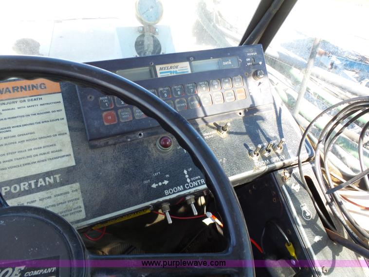 image for item G3748 SpraCoupe 220 self-propelled sprayer