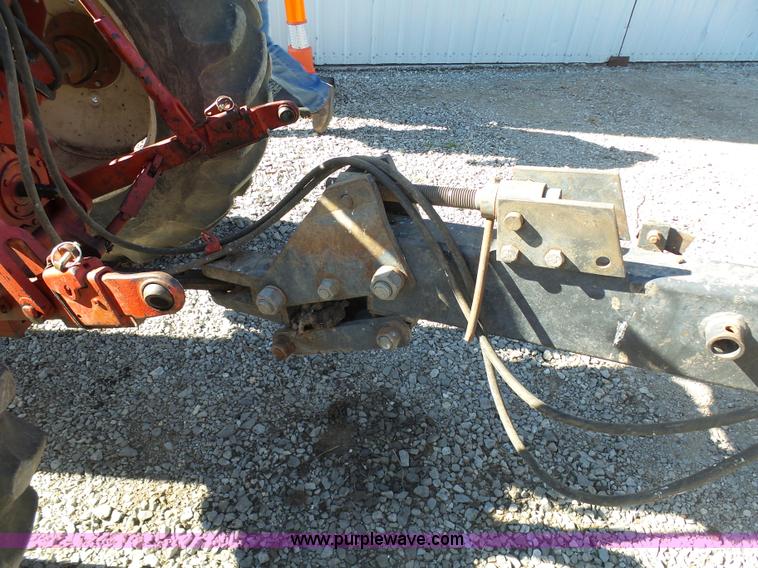 image for item G3750 CrustBuster 3400 no-till grain drill