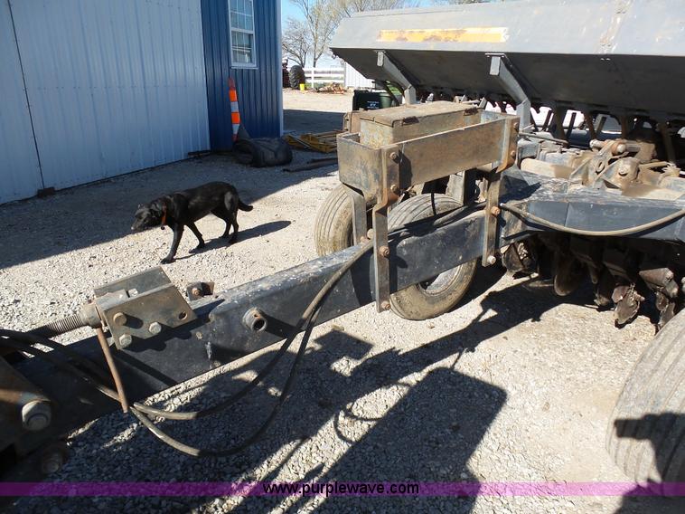 image for item G3750 CrustBuster 3400 no-till grain drill