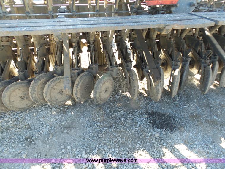 image for item G3750 CrustBuster 3400 no-till grain drill