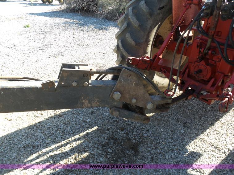 image for item G3750 CrustBuster 3400 no-till grain drill