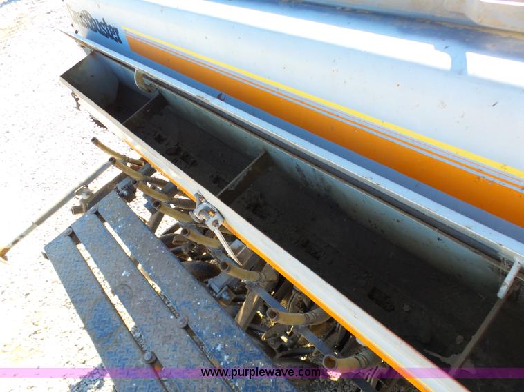 image for item G3750 CrustBuster 3400 no-till grain drill