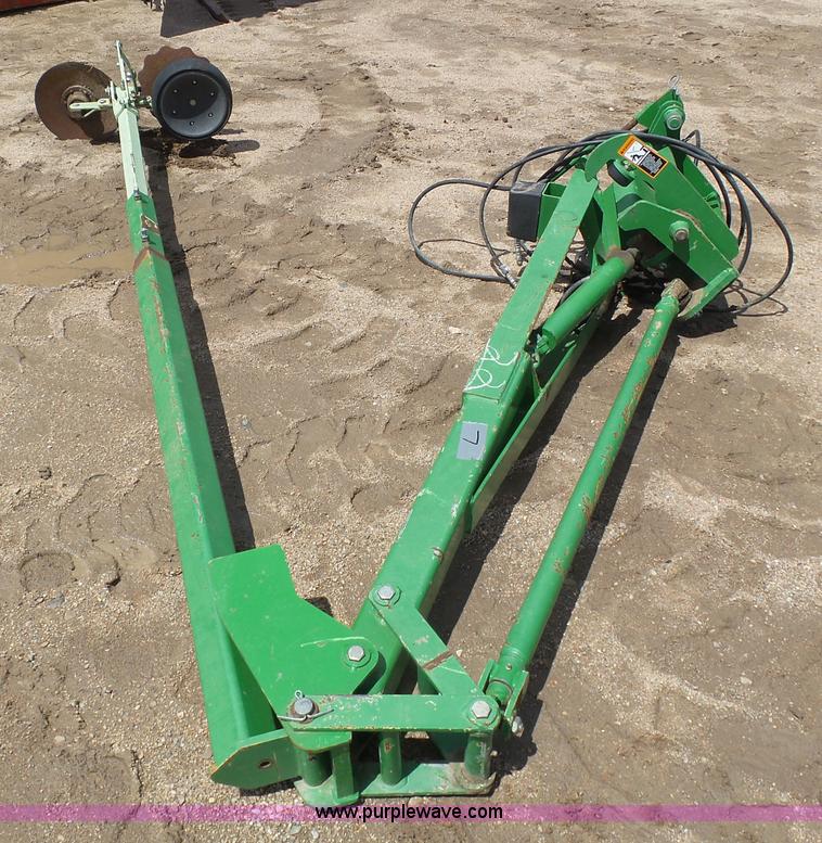 image for item J6128 John Deere 7200 planter
