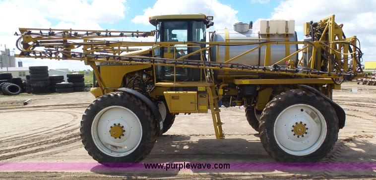 image for item J6129 Ag-Chem RoGator 1254 self-propelled sprayer