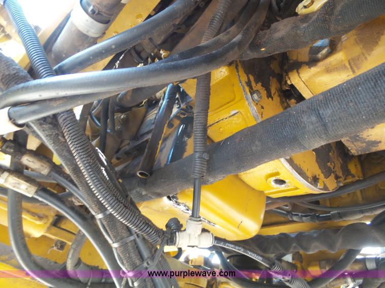 image for item J6129 Ag-Chem RoGator 1254 self-propelled sprayer