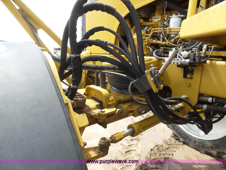 image for item J6129 Ag-Chem RoGator 1254 self-propelled sprayer