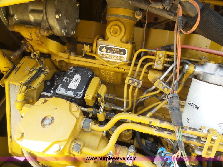 image for item J6129 Ag-Chem RoGator 1254 self-propelled sprayer