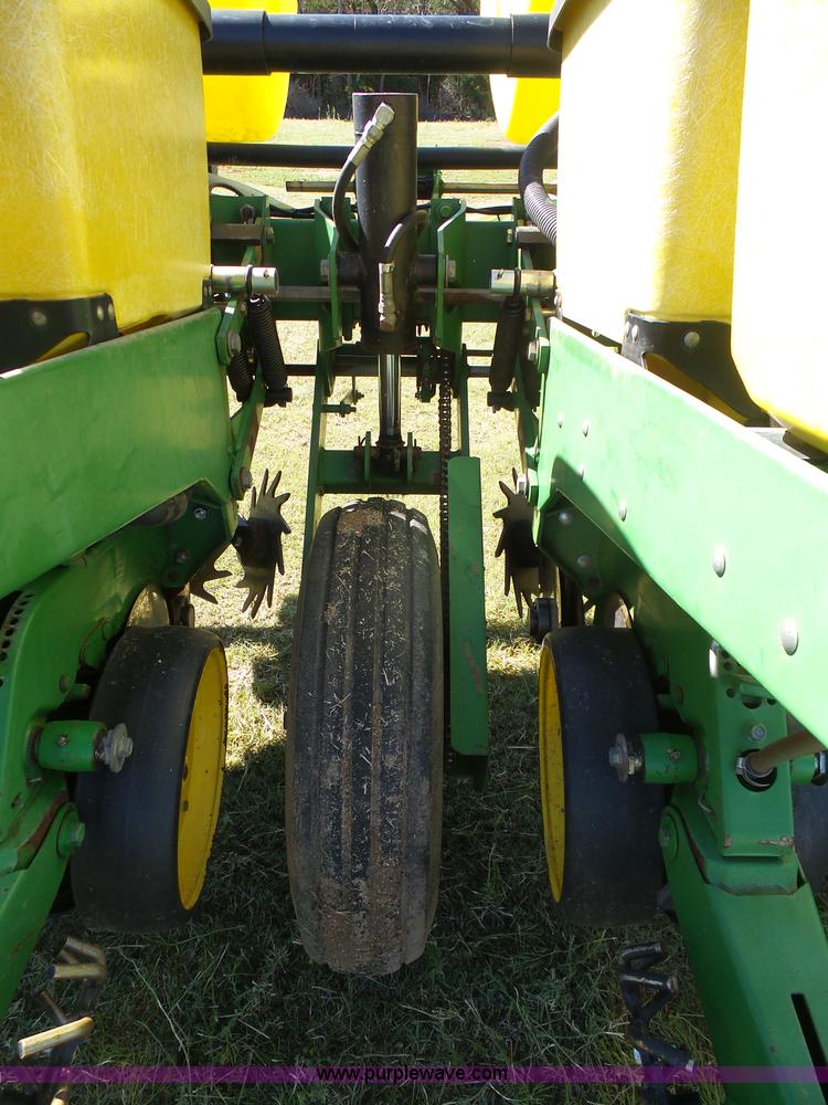 image for item J6130 John Deere 7200 planter