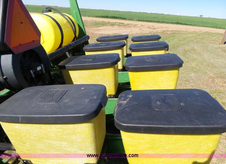 image for item J6130 John Deere 7200 planter