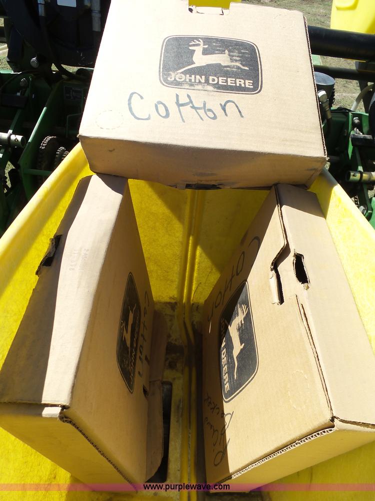 image for item J6130 John Deere 7200 planter
