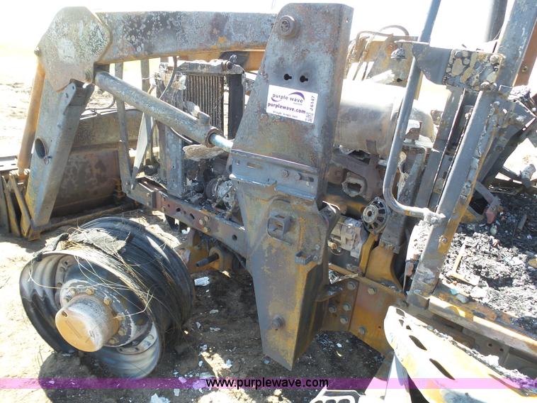 image for item J6147 2002 John Deere 7810 MFWD tractor