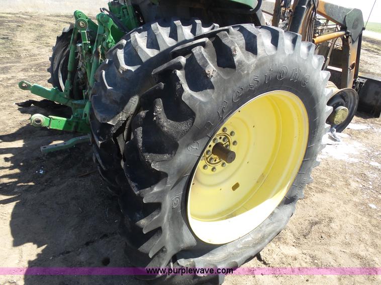 image for item J6147 2002 John Deere 7810 MFWD tractor