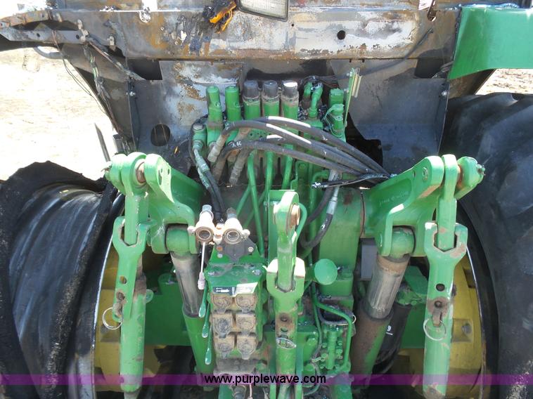 image for item J6147 2002 John Deere 7810 MFWD tractor