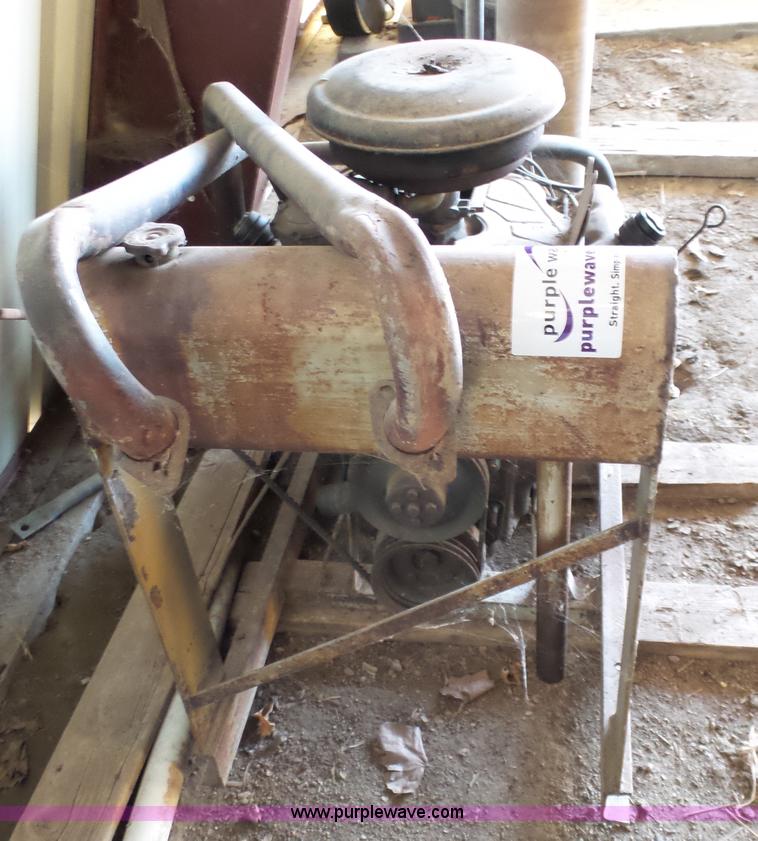 image for item K4187 GM eight cylinder propane engine