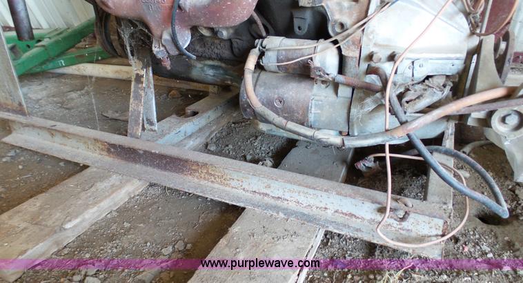 image for item K4187 GM eight cylinder propane engine