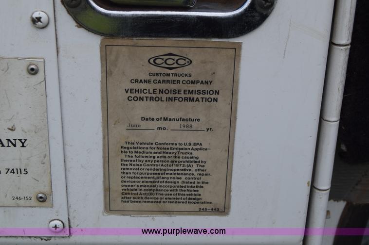 image for item K6732 Stinger 2402 bale transport/stacker