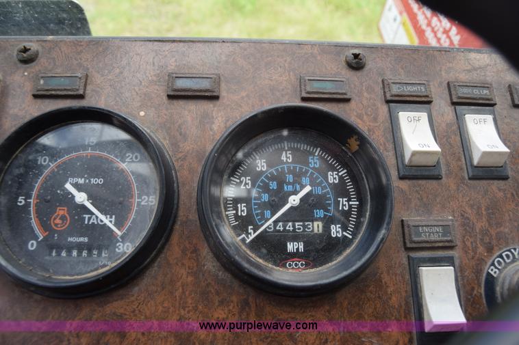 image for item K6732 Stinger 2402 bale transport/stacker