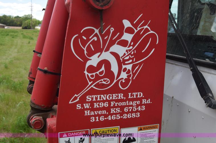 image for item K6732 Stinger 2402 bale transport/stacker